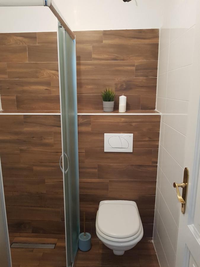 Anica Apartments Funtana Εξωτερικό φωτογραφία